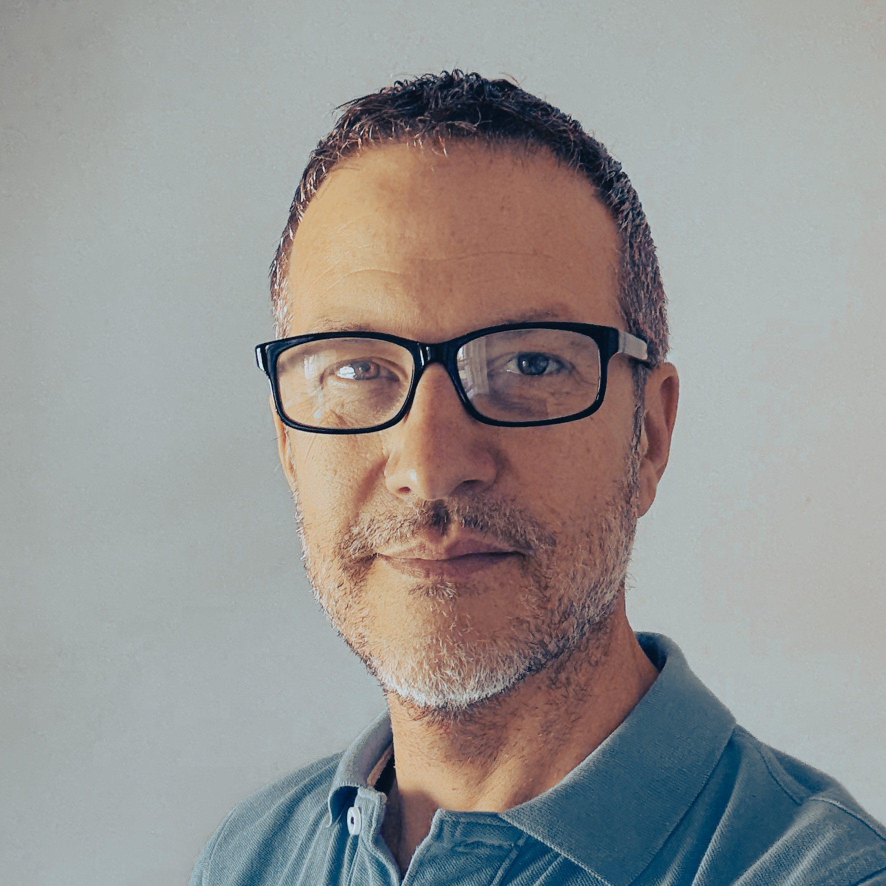 Victor Craven - Headshot 2020